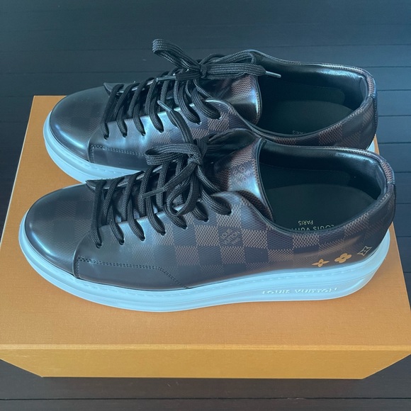 Authentic Mens Louis Vuttion Beverly Hills Sneakers Size LV 8 (US 9) - Picture 2 of 7